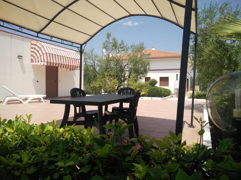 Valle D'Umbra Villa Vieste Exterior foto